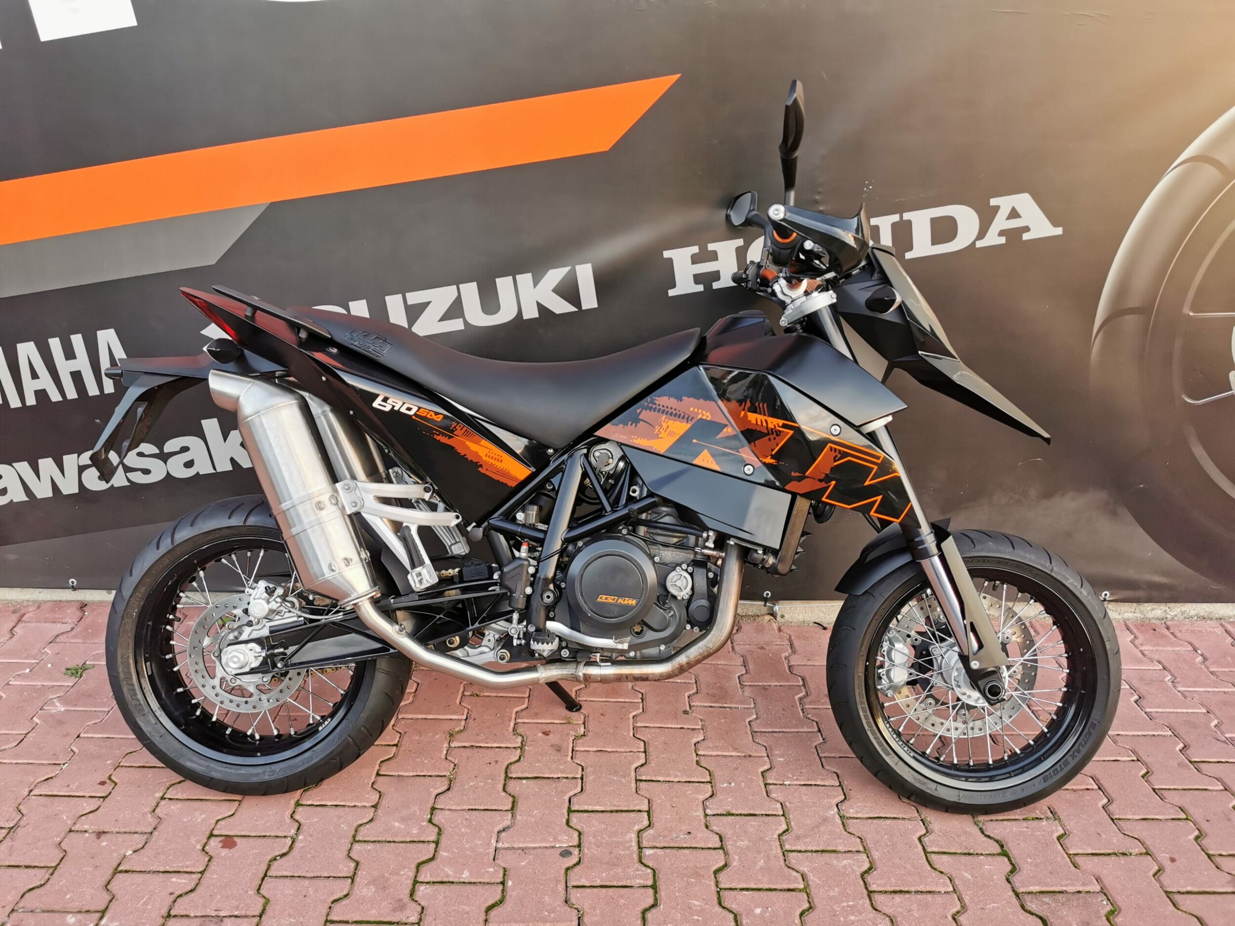 Read more about the article KTM SM 690