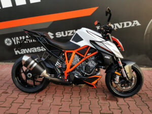 Read more about the article KTM SuperDuke 1290