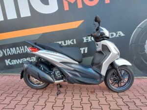 Read more about the article Piaggio Beverly 300 HPE