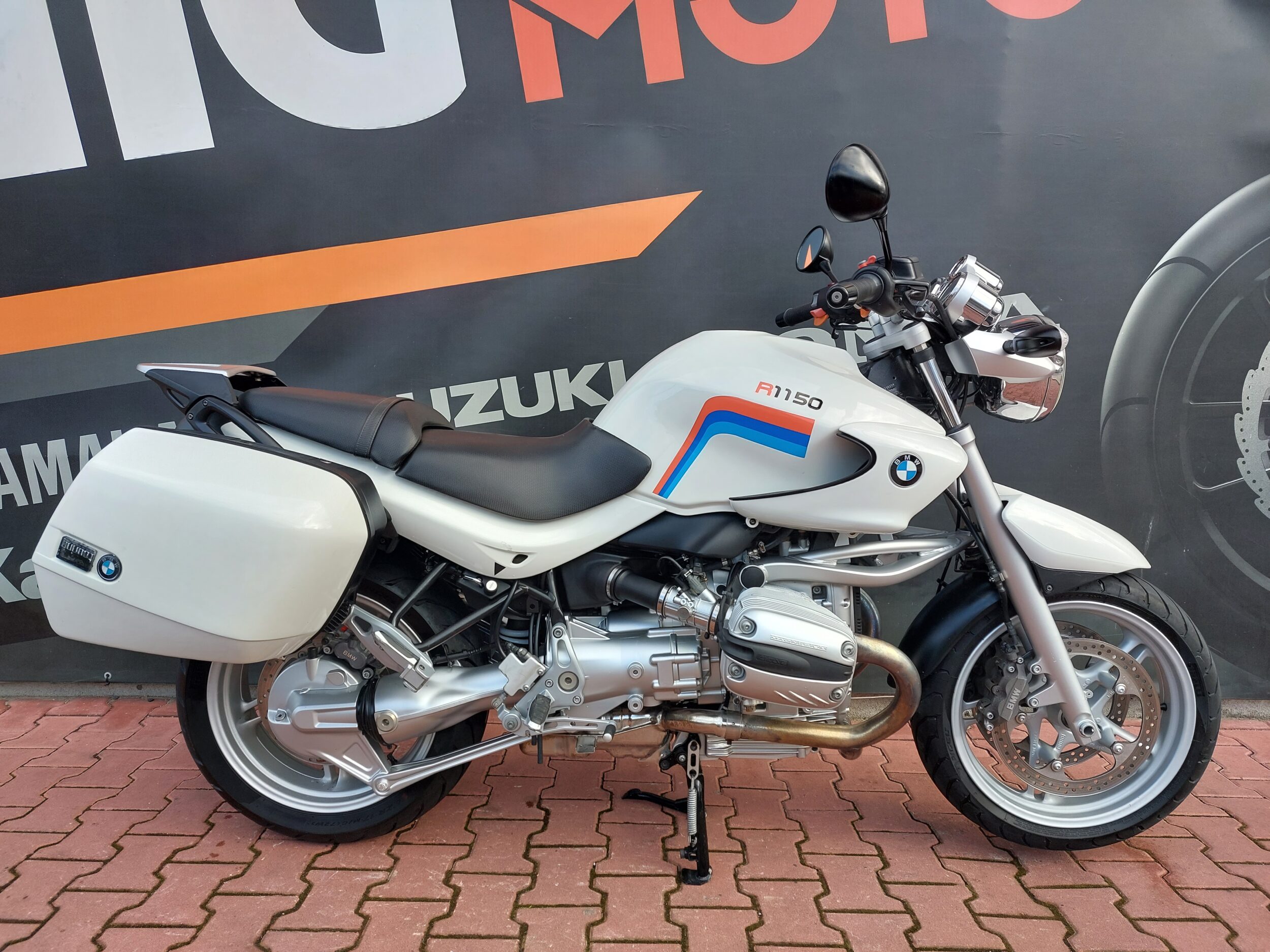 Read more about the article BMW R1150R – 15.600zł
