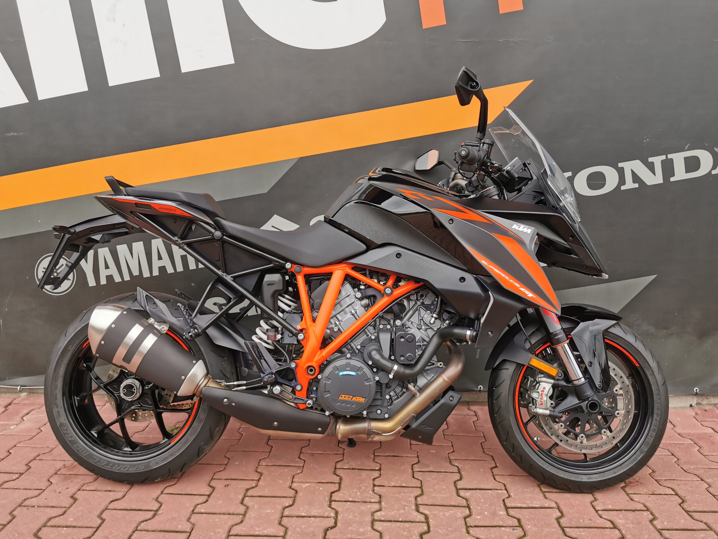 Read more about the article KTM SuperDuke 1290 – 52.000zł