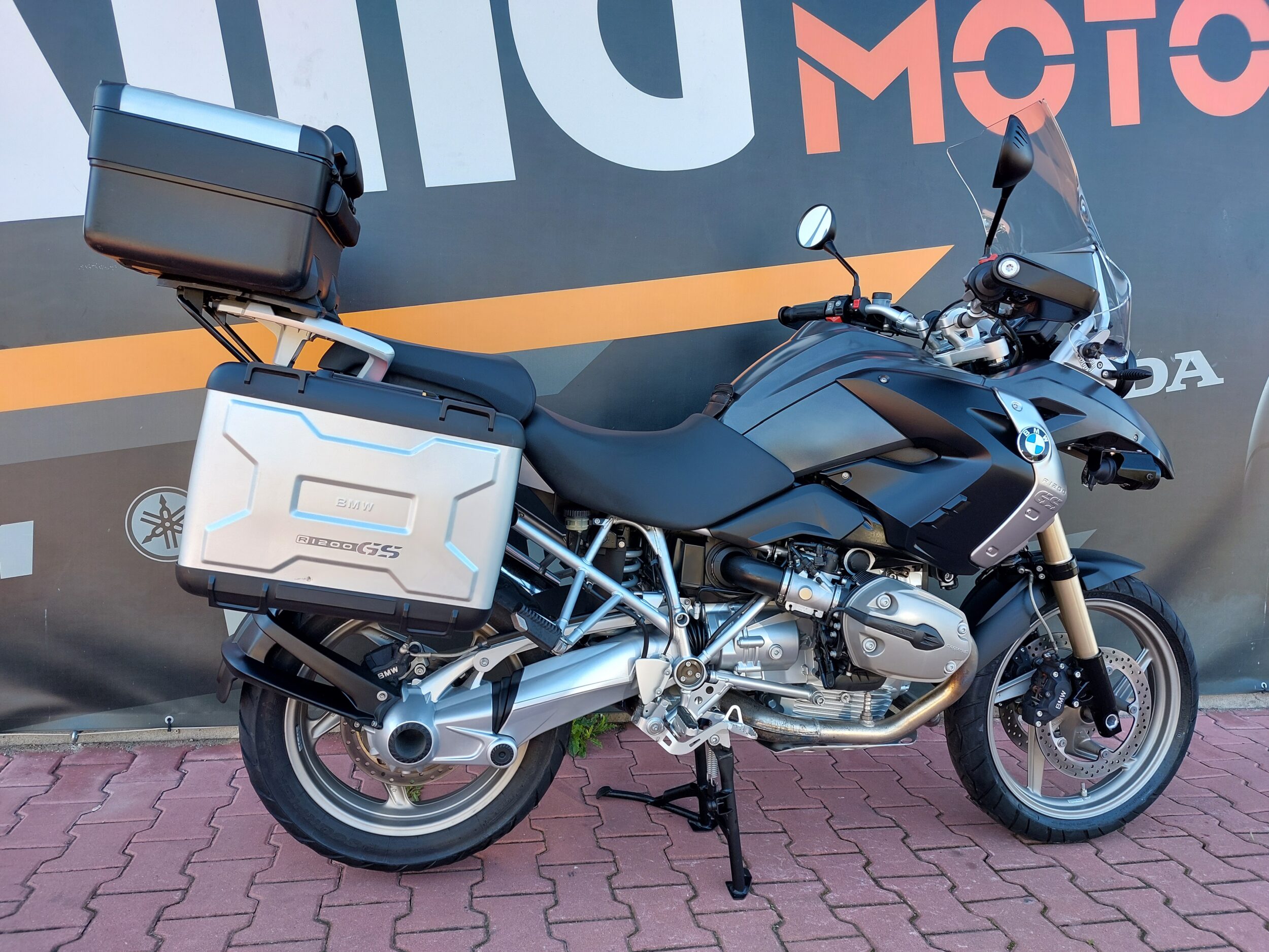 Read more about the article BMW R1200GS – 35.000zł