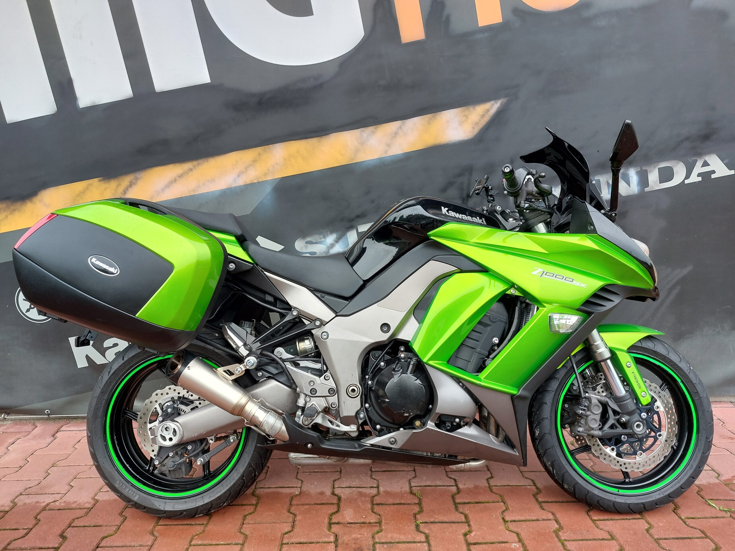 Read more about the article Kawasaki Z1000SX