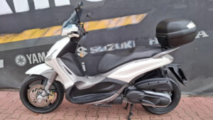 Read more about the article Piaggio Beverly 350