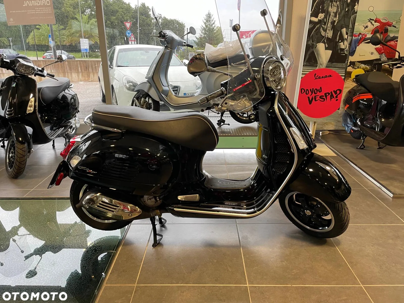 Piaggio Vespa 300 GTS