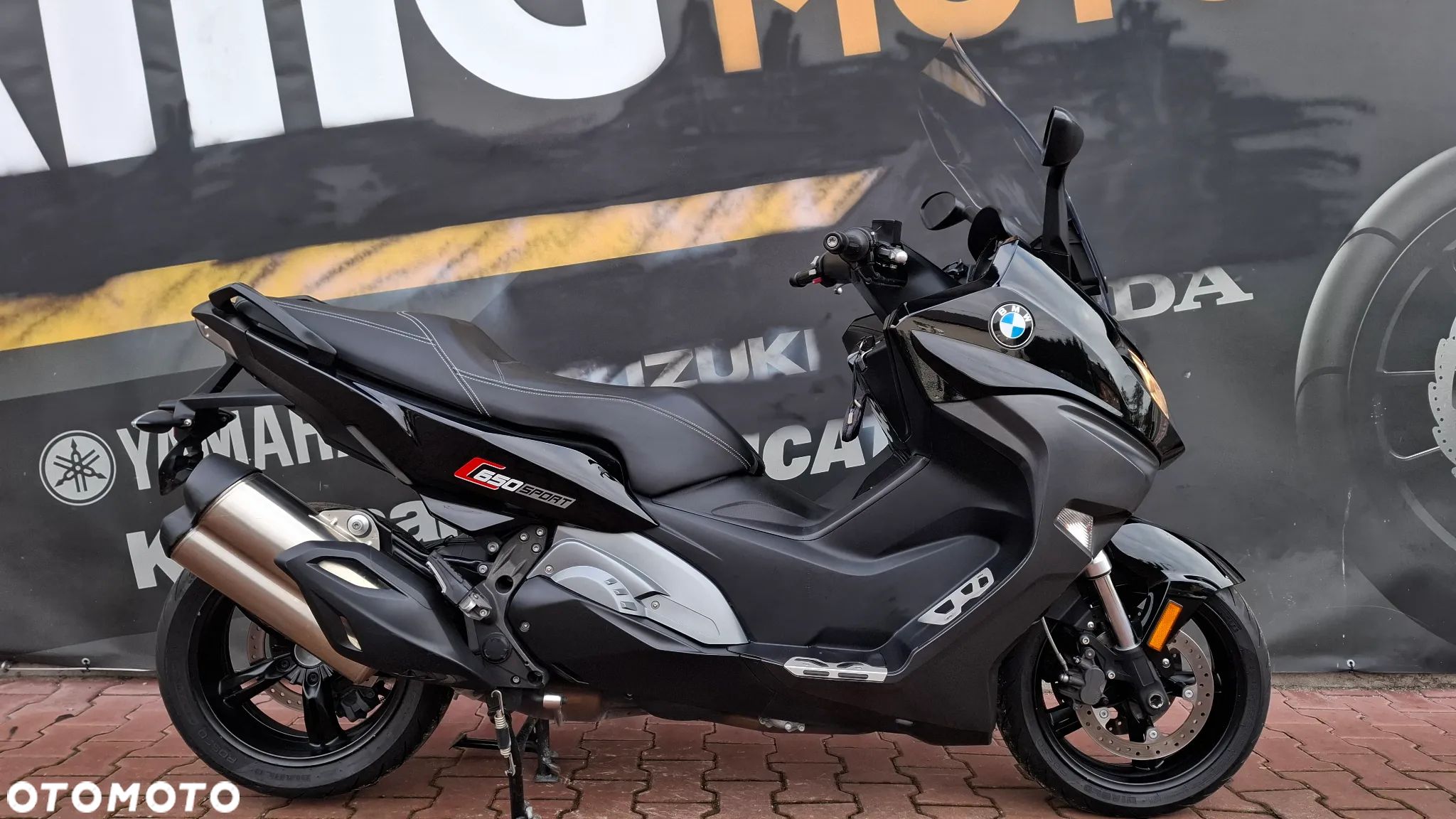 BMW C650GT